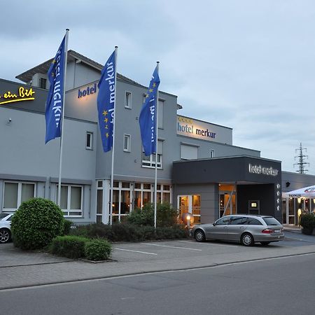 Hotel Merkur Ландштуль Экстерьер фото